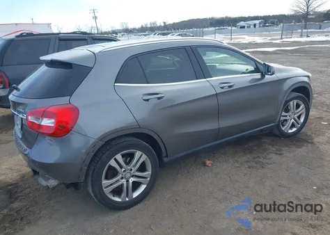 2015 Mercedes-Benz Gla 250 4Matic z USA, uszkodzony, nr VIN WDCTG4GB3FJ114580